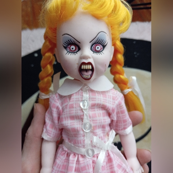 Living Dead Doll- Bad Bette Jane- Vintage Rare series 7!! Goth collectible doll - Picture 8 of 12